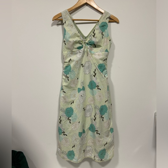 Green floral dress - Picture 1 of 2